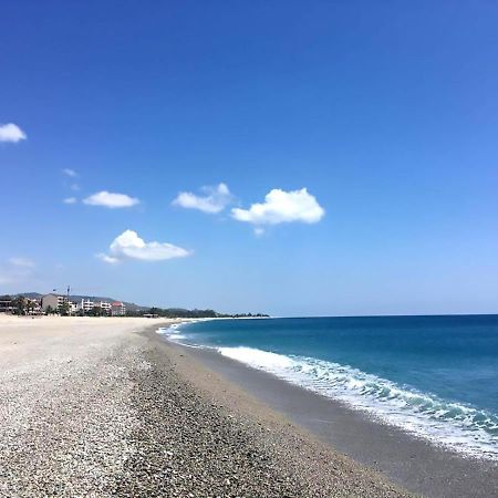 La Mansarda Apartman Marina di Gioiosa Ionica Kültér fotó